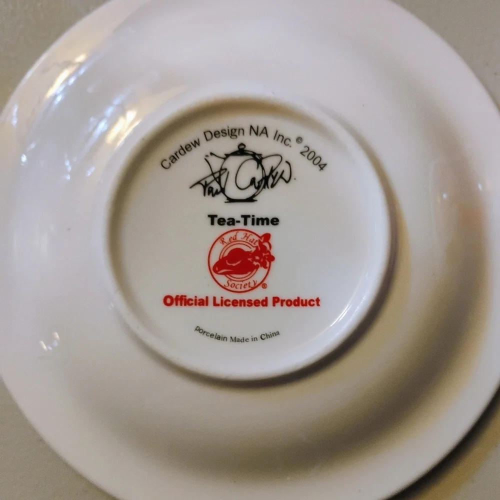 2004 Official Red Hat Society Cup And Saucer - Picture 5 of 6